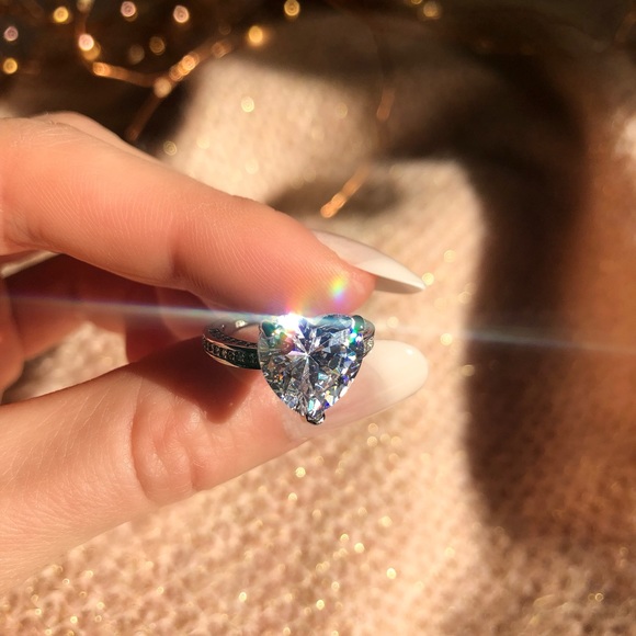 Sterling Silver Ring “ Heart” - Picture 5 of 8